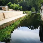 Santa Rosa Konukevi *