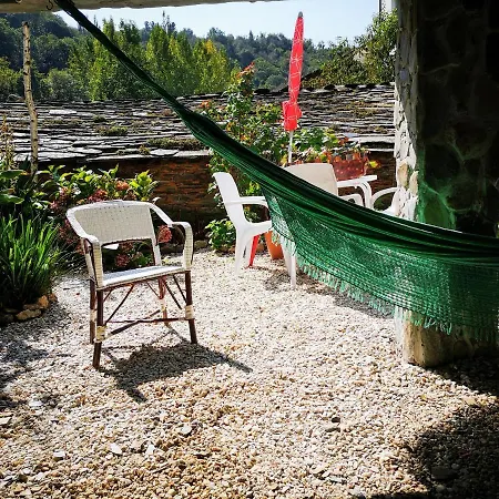 Pensión Santa Rosa *